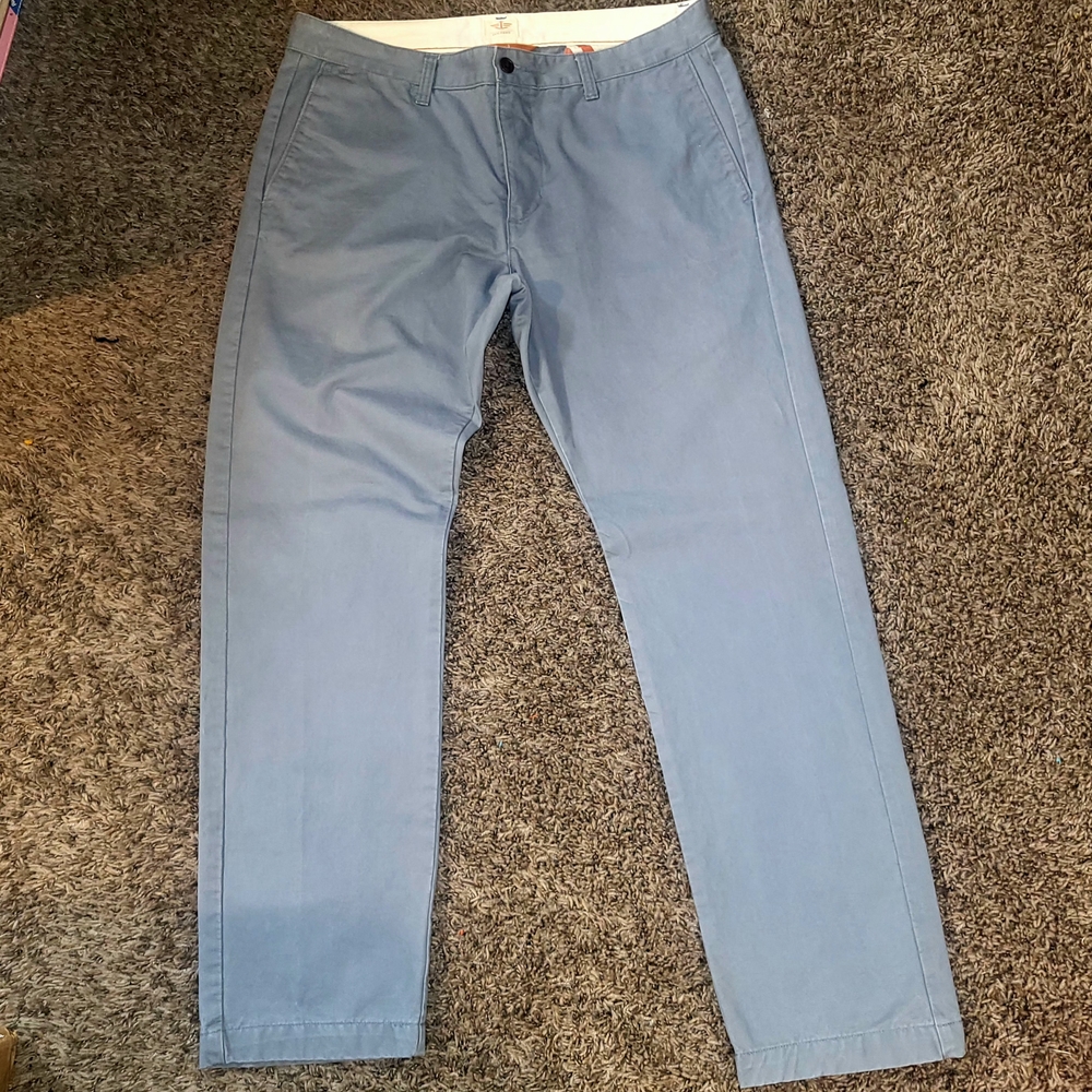 Dockers Men's Classic Chino Pants - Straight/Casual Fit - Light Gray Size 36x32